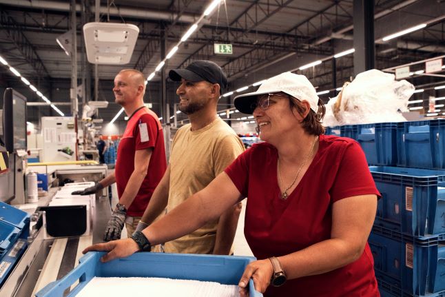 Sorting center employee