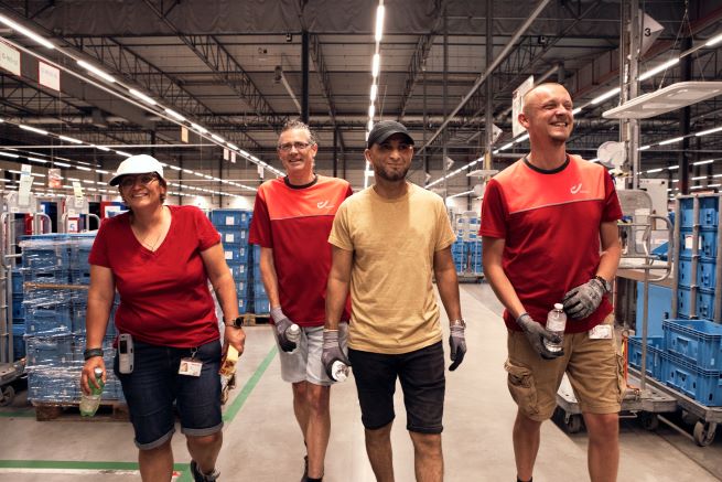 Sorting center employee