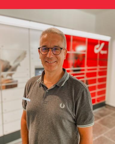 Geert a rejoint bpost en 1999 au département ICT. Depuis, il a relevé de nouveaux défis, étape p