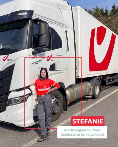 [NL/FR]
🚛 Stefanie startte in 2020 bij Collect, maar droomde er al langer van om zelf met een v